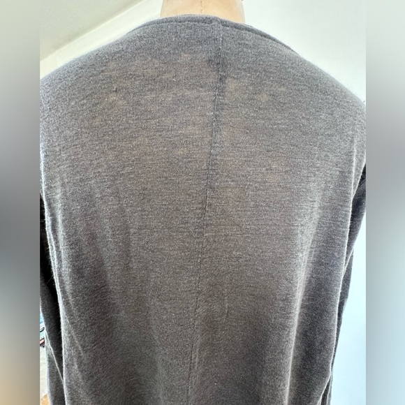 White Company gray linen knit, long sleeve sweater - Picture 7 of 11